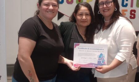 La EEST N1 agradece todos los logros y reconoce a la Asociación de Cooperadora en su día!! Felicidades